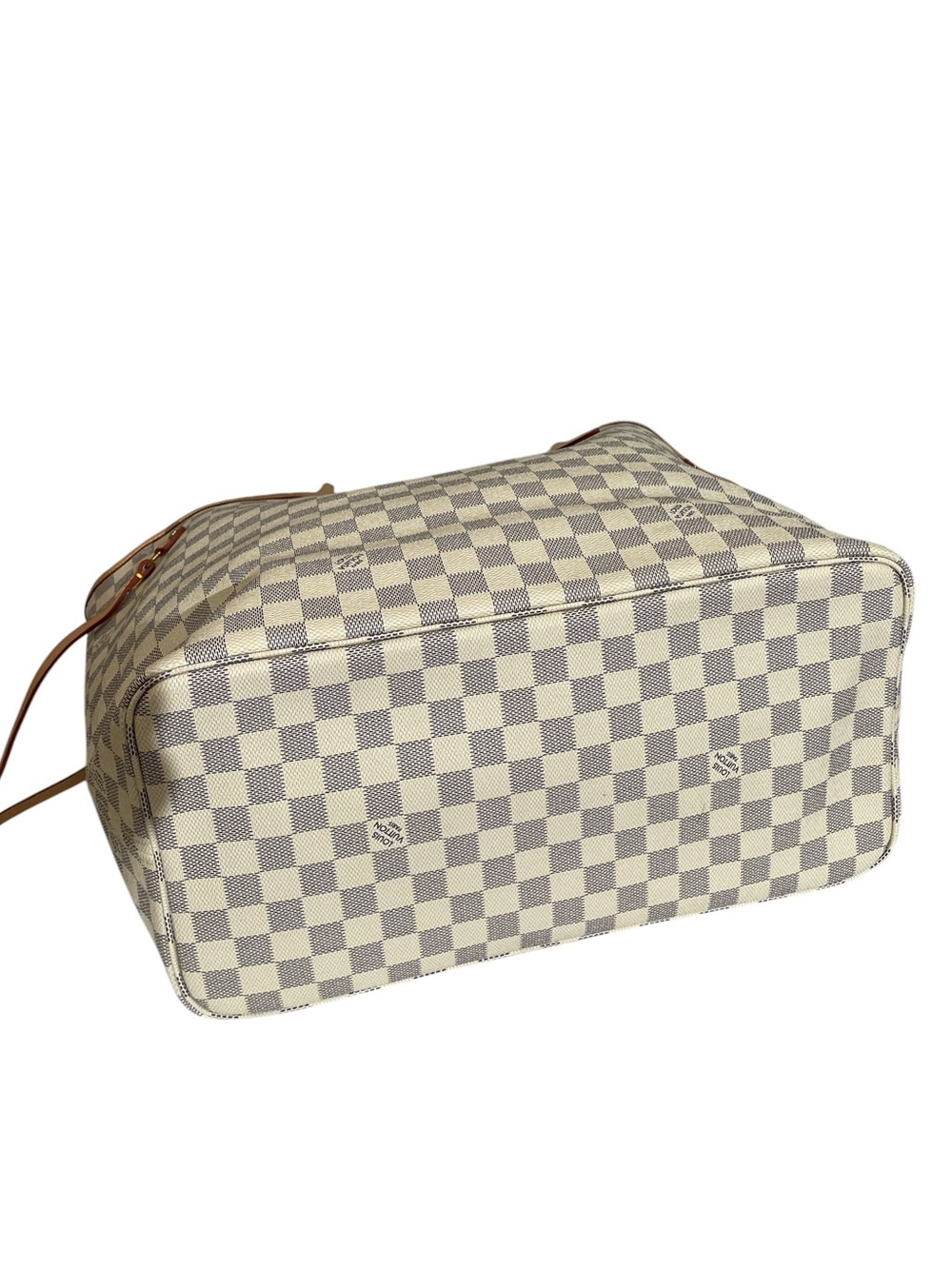 π π€ Neverfull Tote with Matching Pochette π€π - Picture 7 of 9